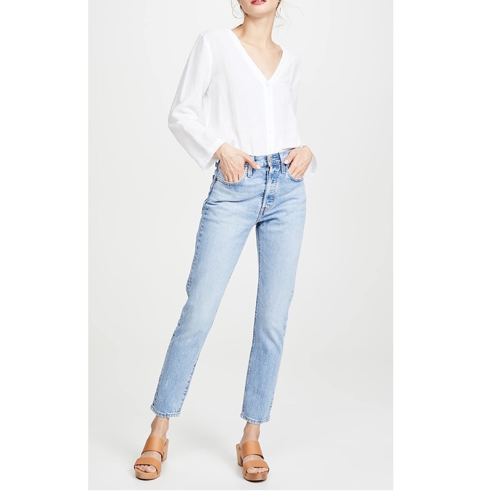 NWOT Levi’s 501 Skinny Jeans in “Tango Light”